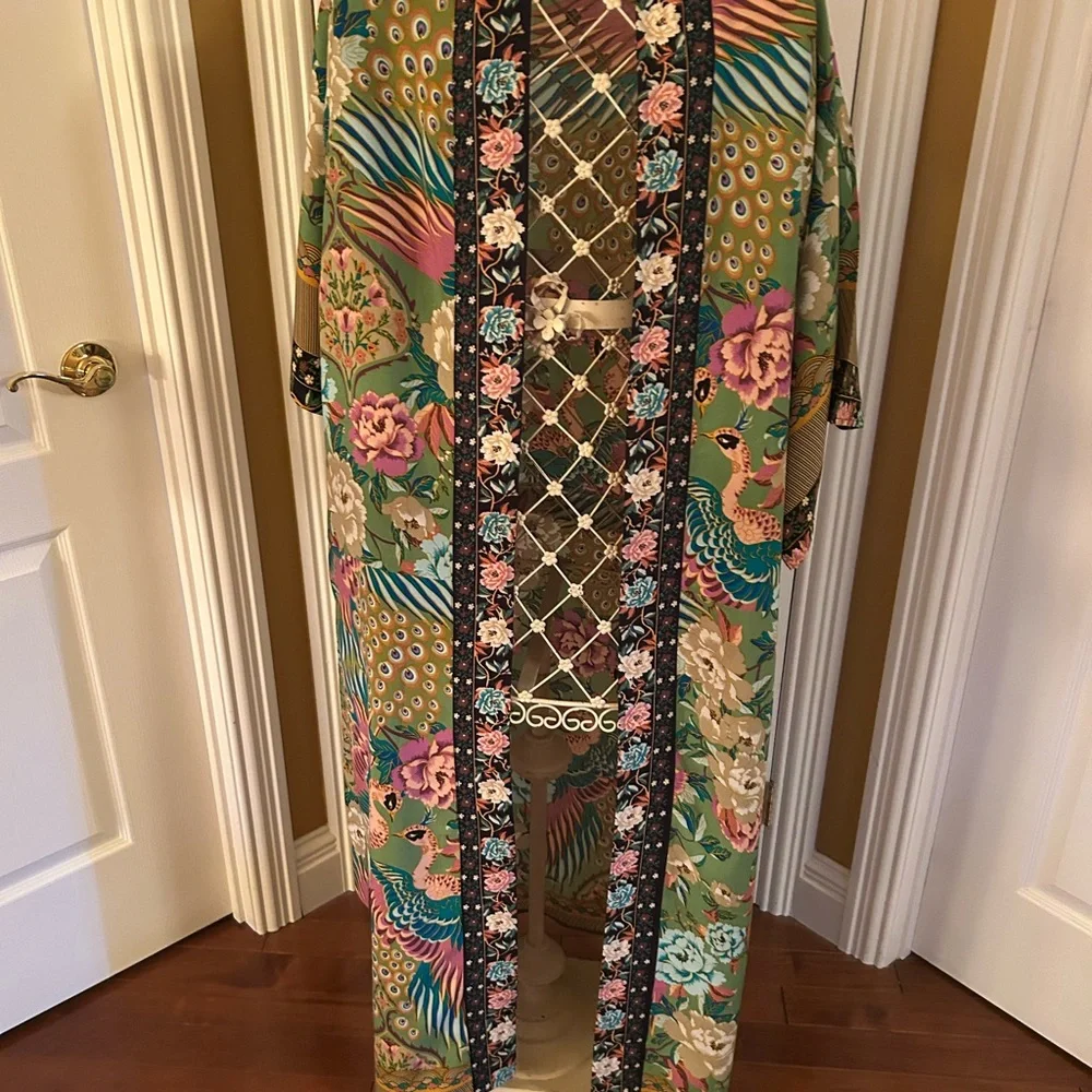 beautiful kimono, one size new - Picture 7 of 11